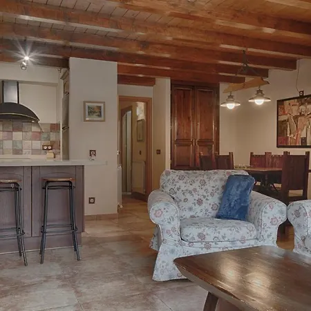 Plaus Σπίτι διακοπών *